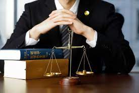 顧問弁護士とは？顧問弁護士と契約するメリットについて | ビジドラ～起業家の経営をサポート～