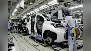 トヨタ国内生産、東海から東北・九州に20万台ずつ移管へ…人口減でも300万台体制維持 : 読売新聞