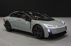 みんなが乗りたくなるかっこいいクルマに」既成概念を壊す、新時代のトヨタ『カローラ』…ジャパンモビリティショー2025 |  レスポンス（Response.jp）