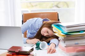 疲れた」は英語でなんていう?Tiredだけじゃない!疲れの度合いで使い分ける表現を例文付きで紹介! | ENGLISH TIMES